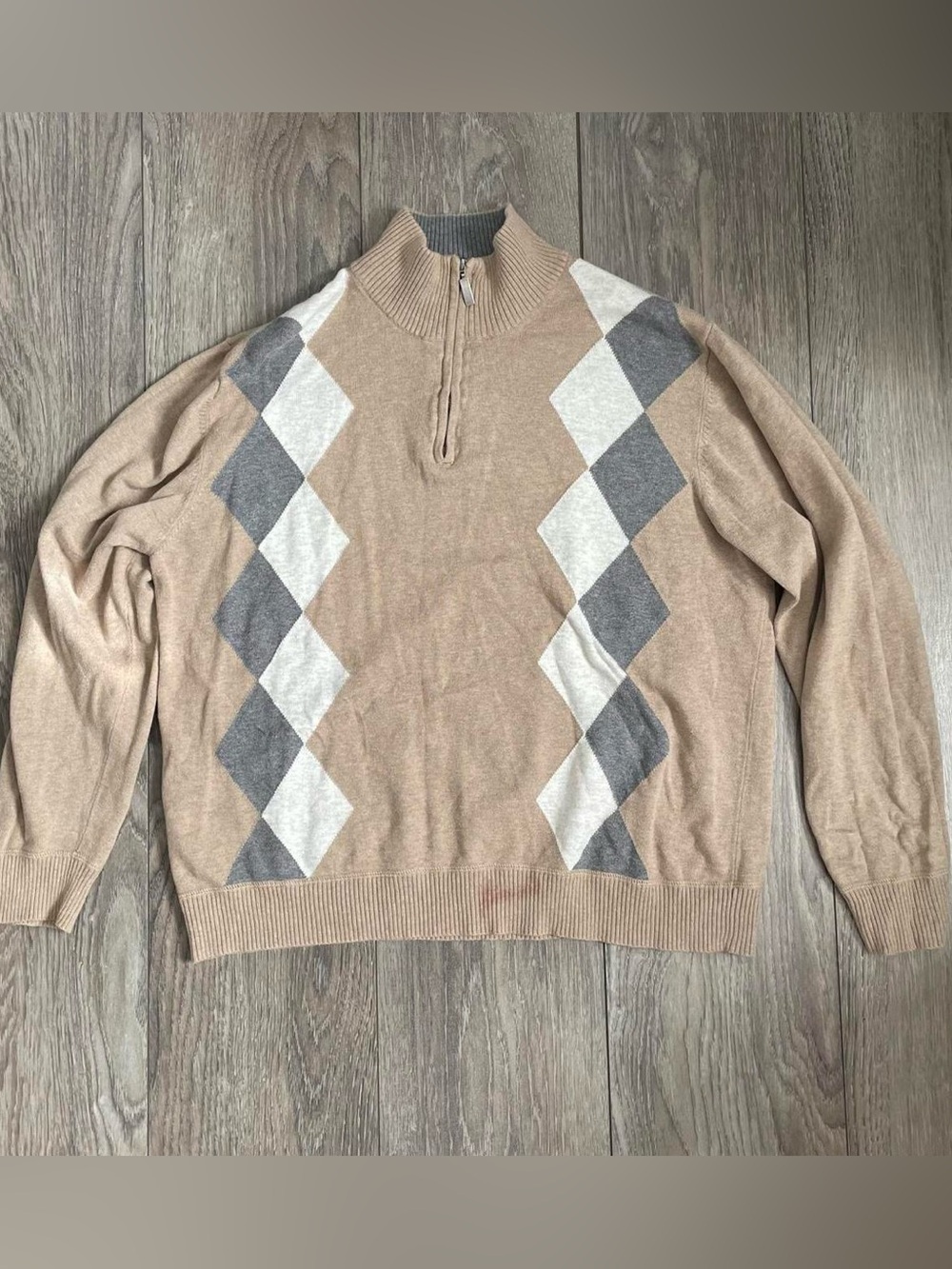Men's Half-Zip Argyle Sweater - Beige with Gray and Cream Diamonds